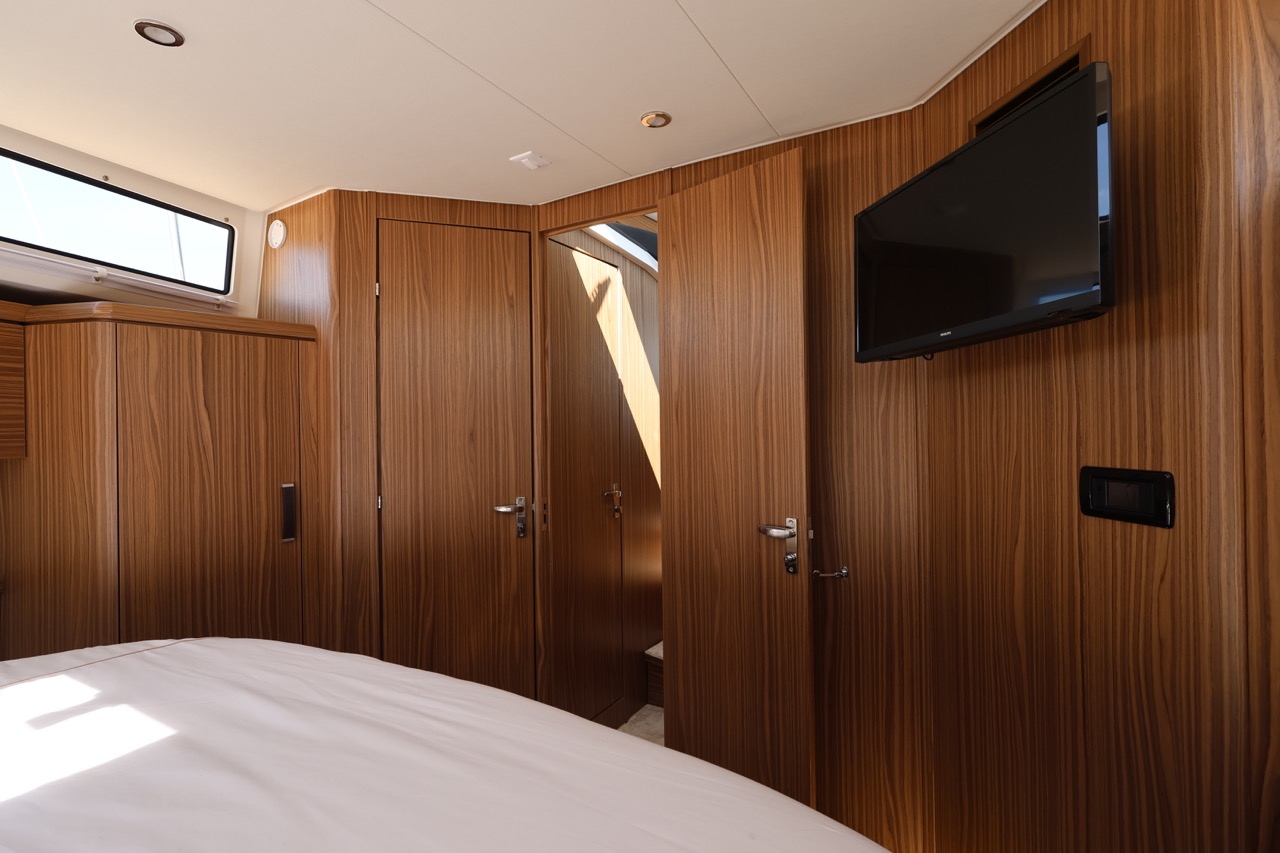 Greenline 40H, 2023 (test boat) image 13