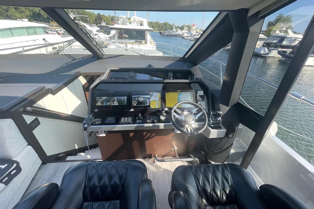 Galeon 700 Sky, 2024 image 17