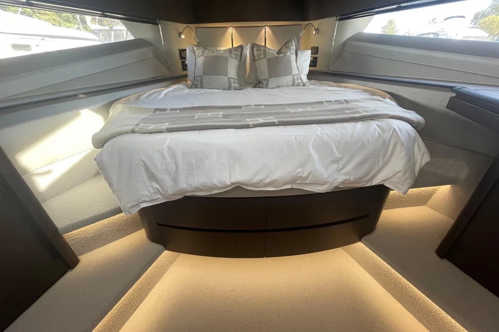 Galeon 700 Sky, 2024 image 19