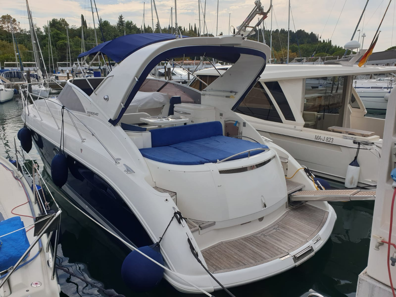 Fairline Targa 40, 2005 image 1