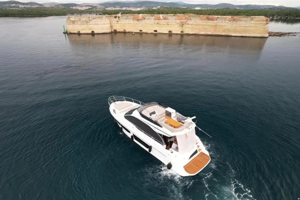 Azimut 53 Fly, 2024 image 2