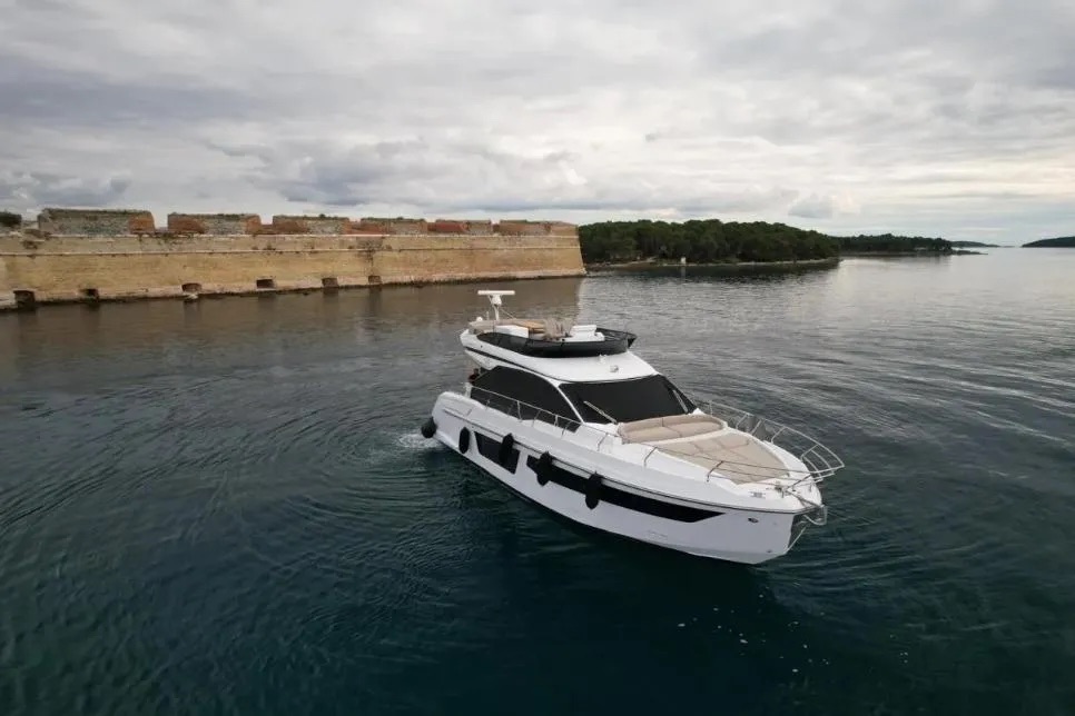 Azimut 53 Fly, 2024 image 5
