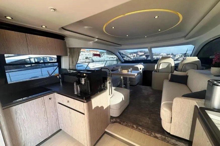 Azimut 53 Fly, 2024 image 9