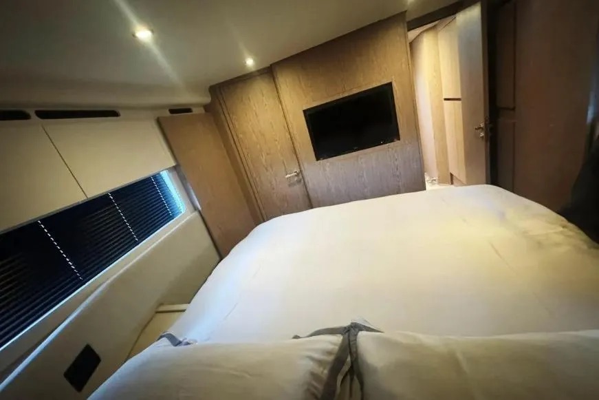 Azimut 53 Fly, 2024 image 15