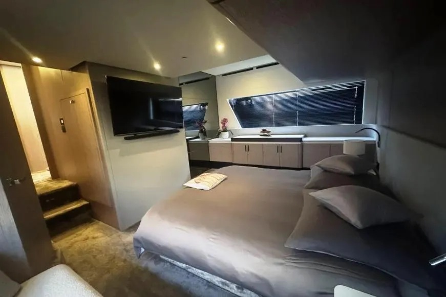 Azimut 53 Fly, 2024 image 21
