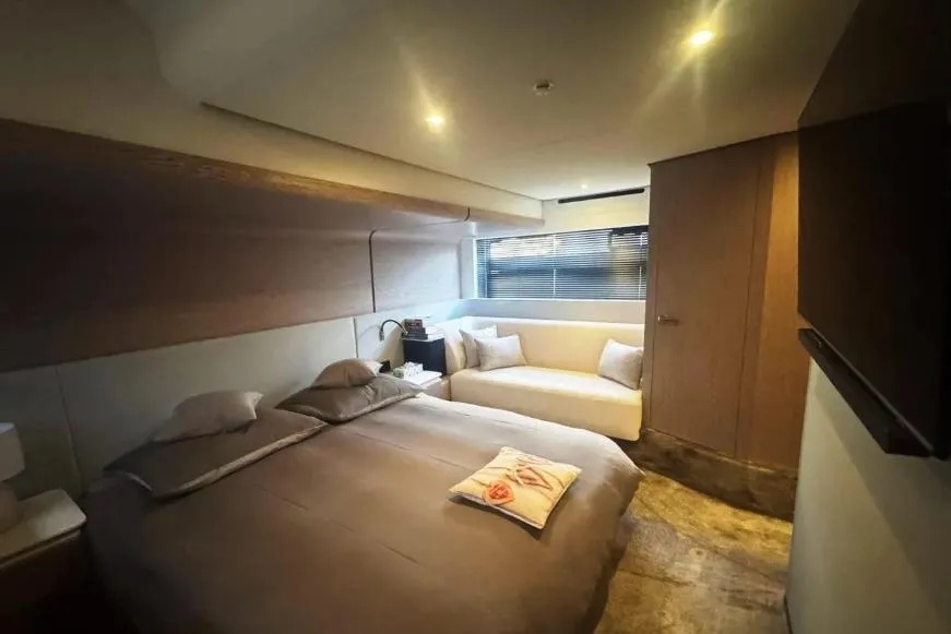 Azimut 53 Fly, 2024 image 22