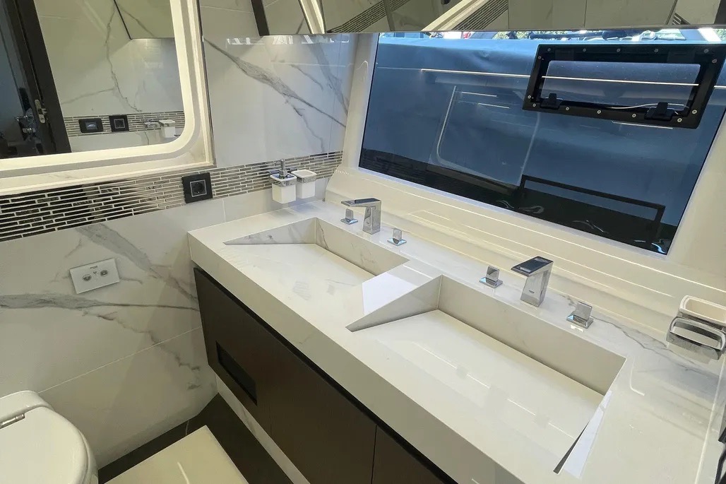 Galeon 700 Sky, 2024 image 22