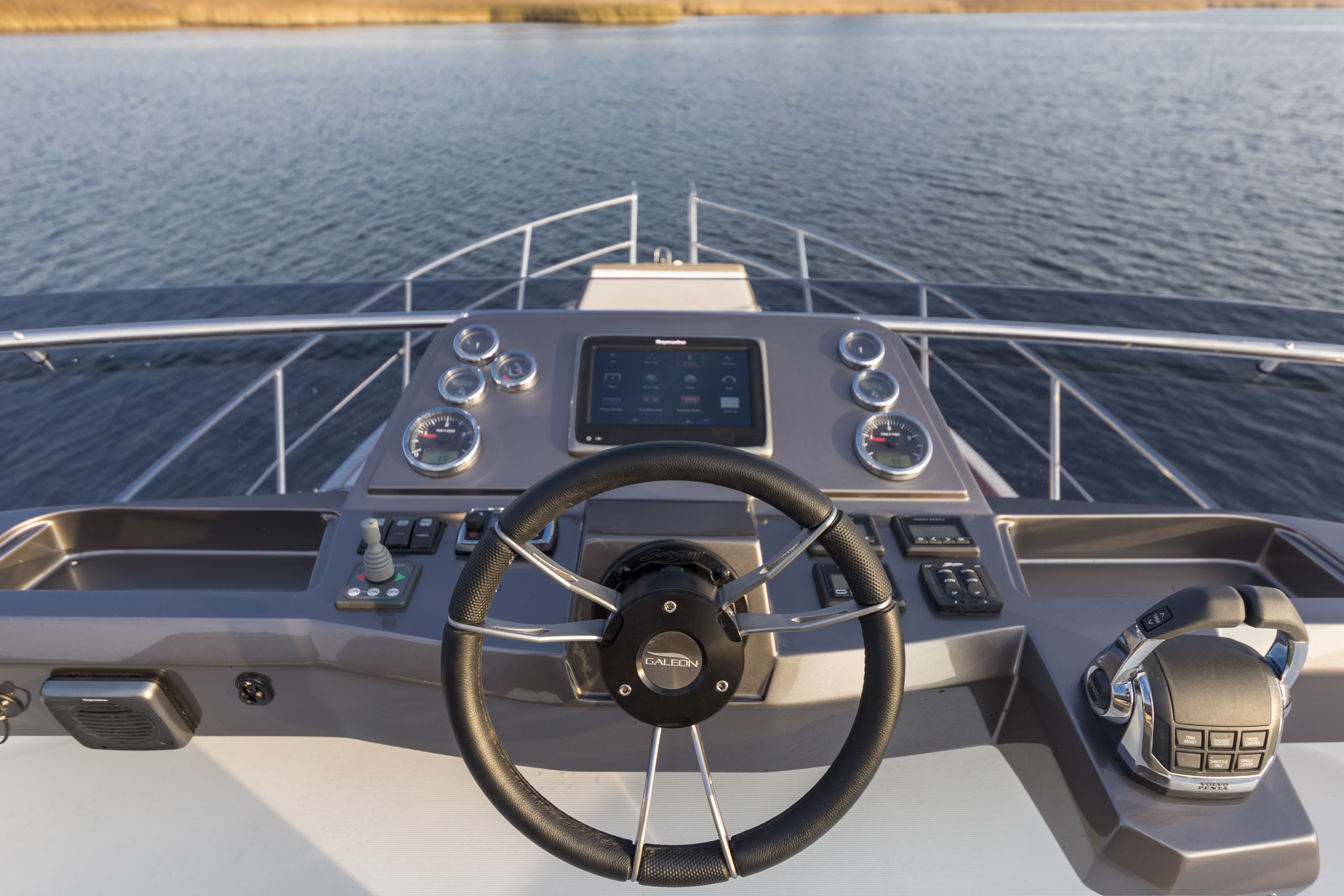 Galeon 360 FLY, 2026 NEW BOAT image 7