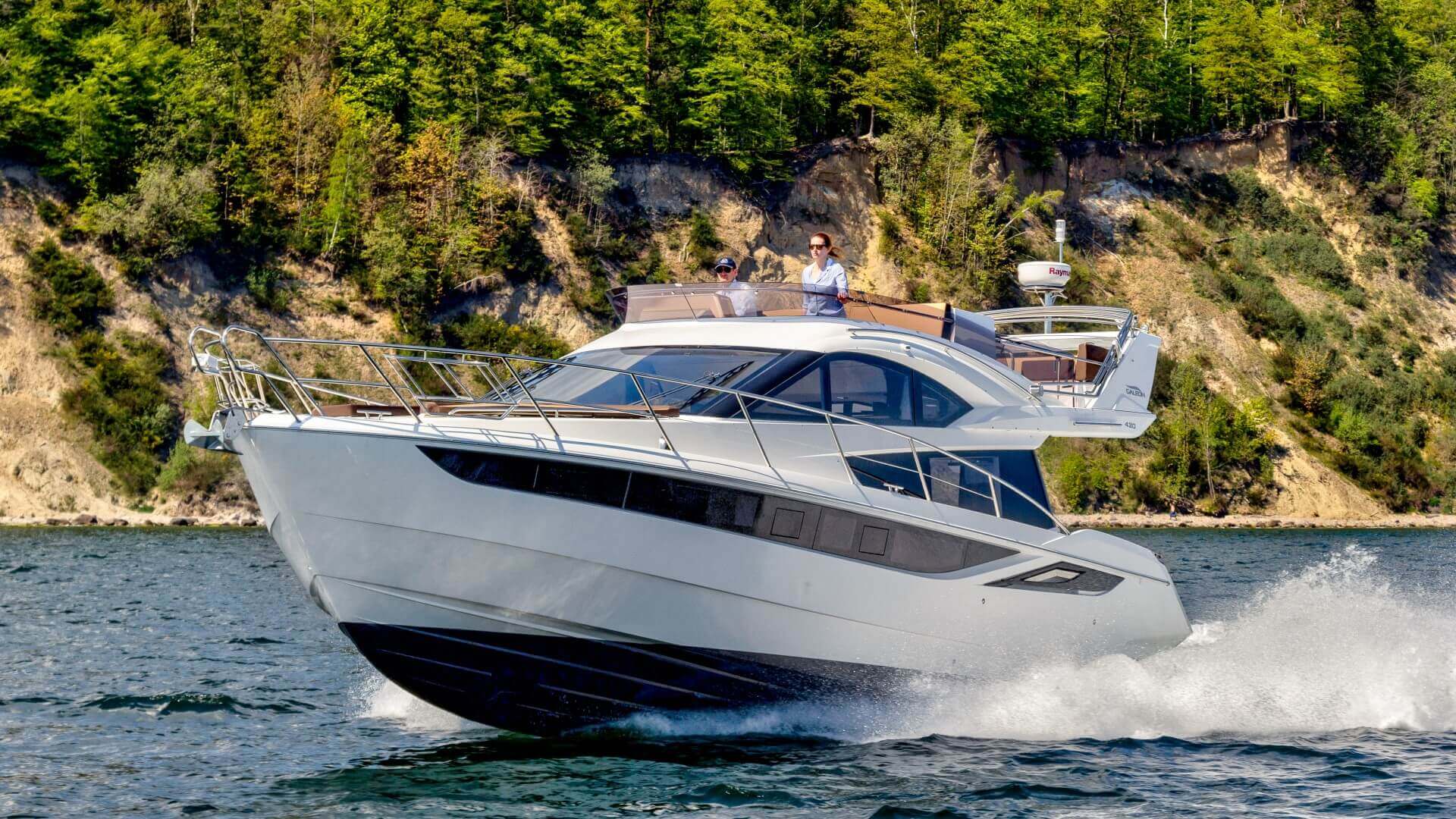 Galeon 420, 2017 image 1