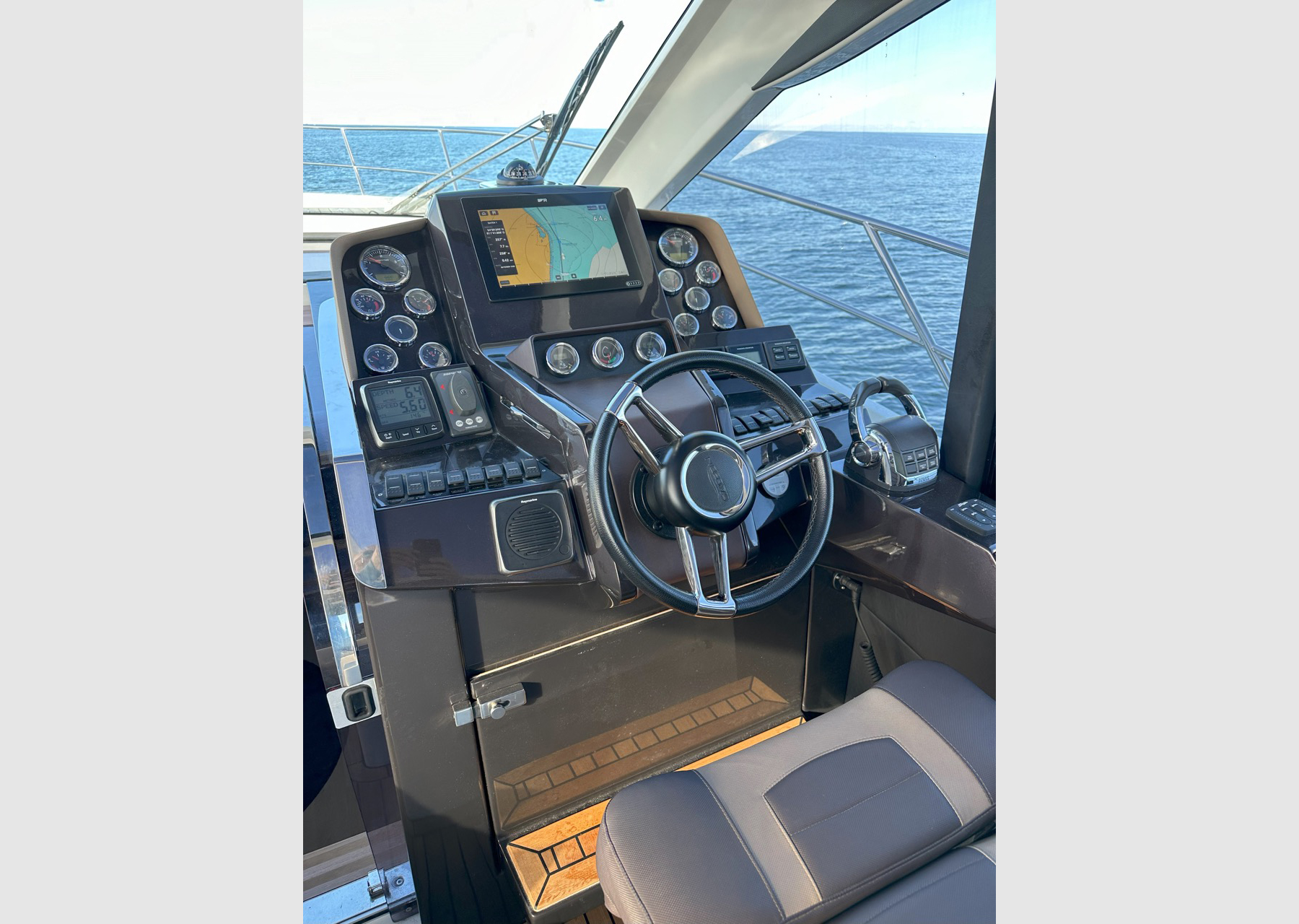 Galeon 445, 2015 image 9