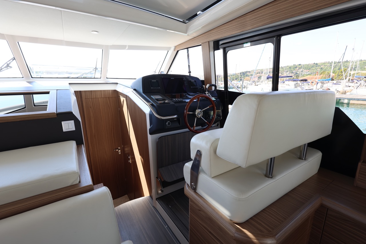 Greenline 40H, 2023 (test boat) image 7