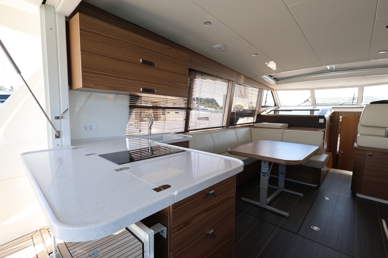 Greenline 40H, 2023 (test boat) image 8