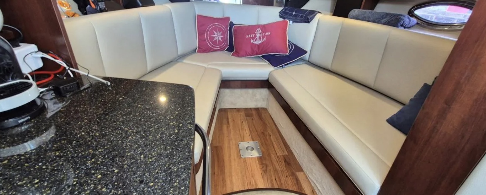 Chaparral 270 Signature, 2017 image 24