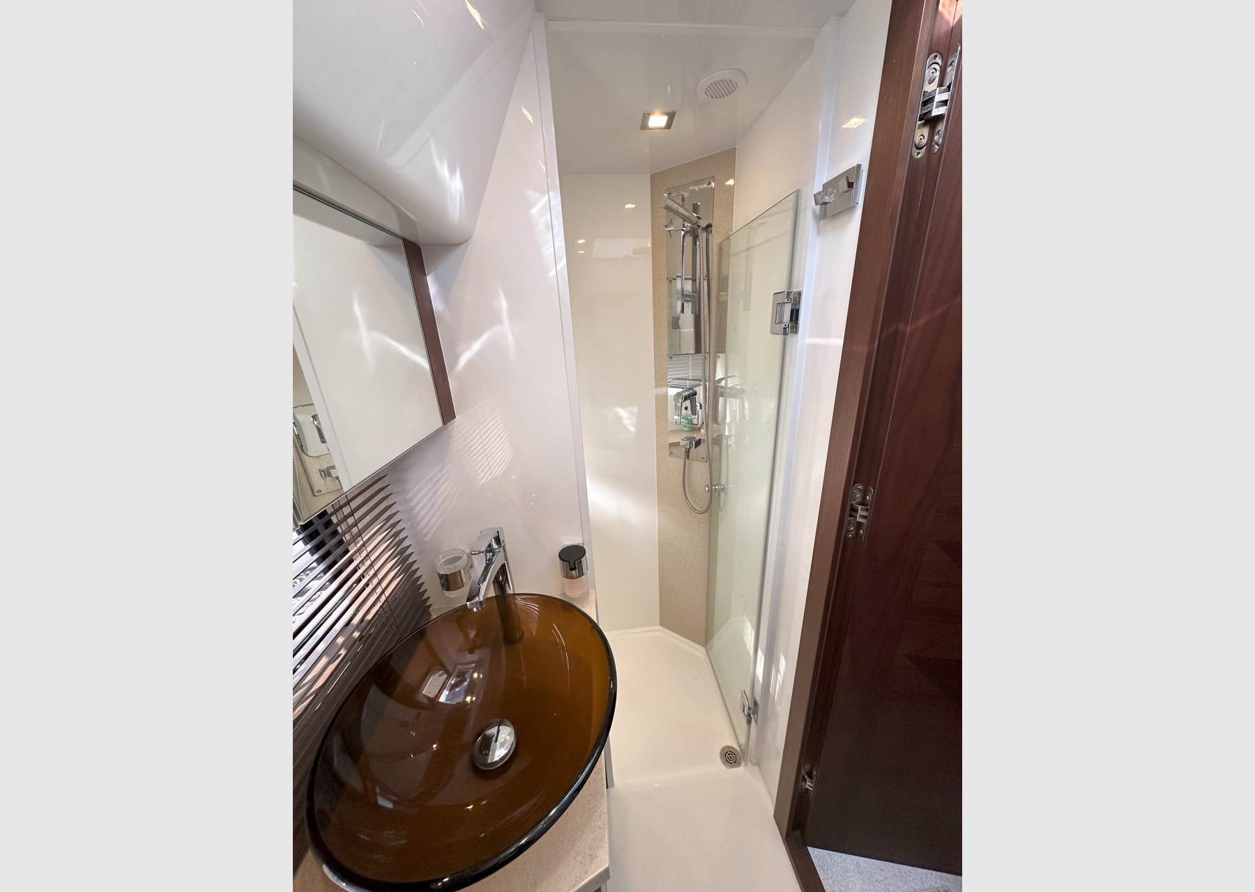 Galeon 445, 2015 image 18