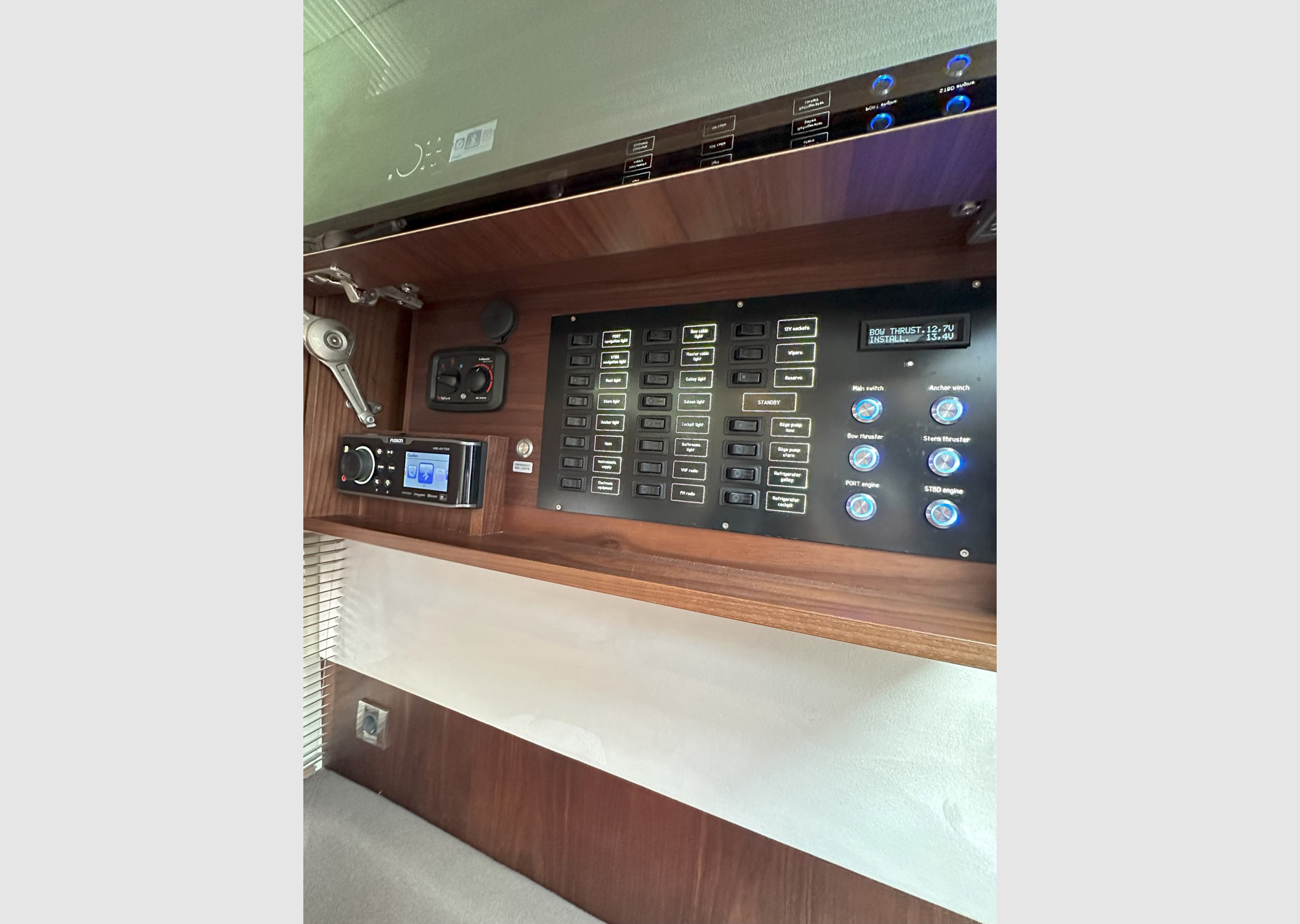 Galeon 445, 2015 image 19