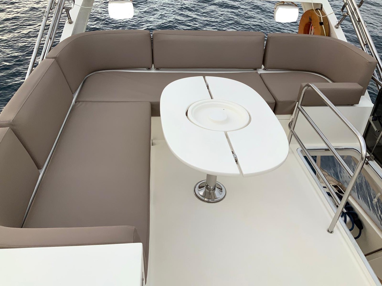 Galeon 420 Fly, 2013 image 13