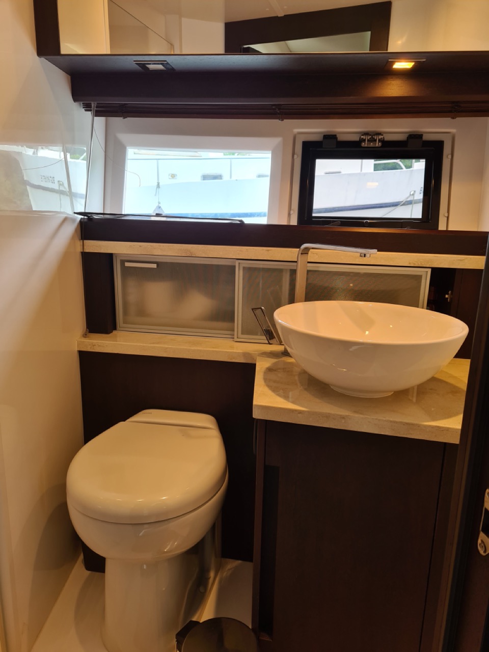 Galeon 420, 2017 image 25