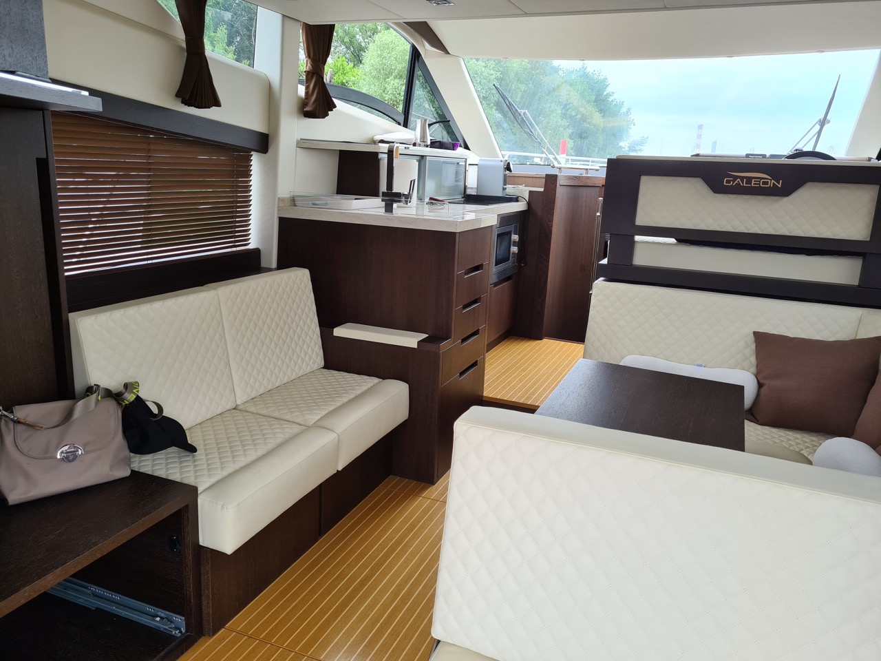 Galeon 420, 2017 image 8