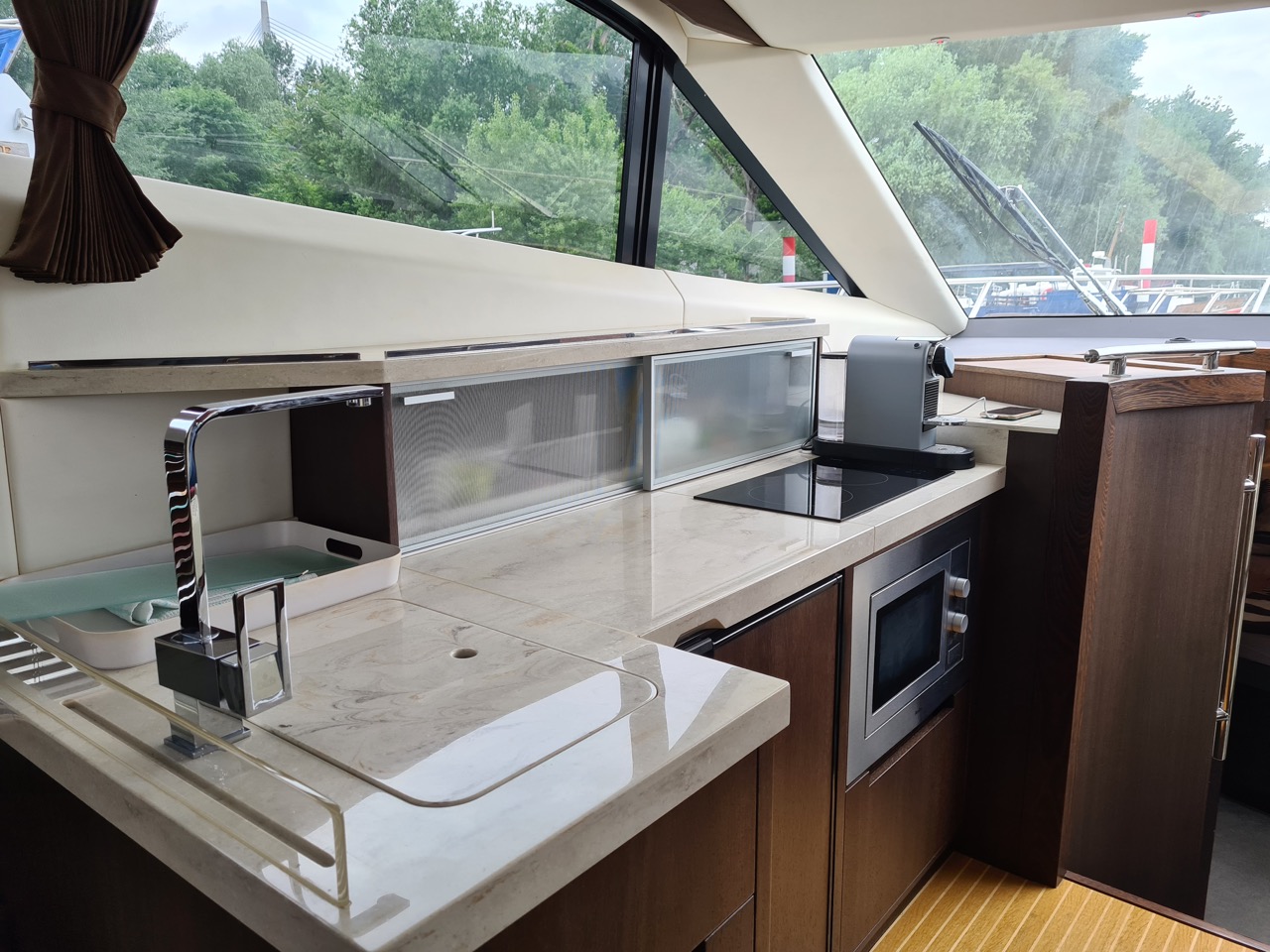 Galeon 420, 2017 image 9