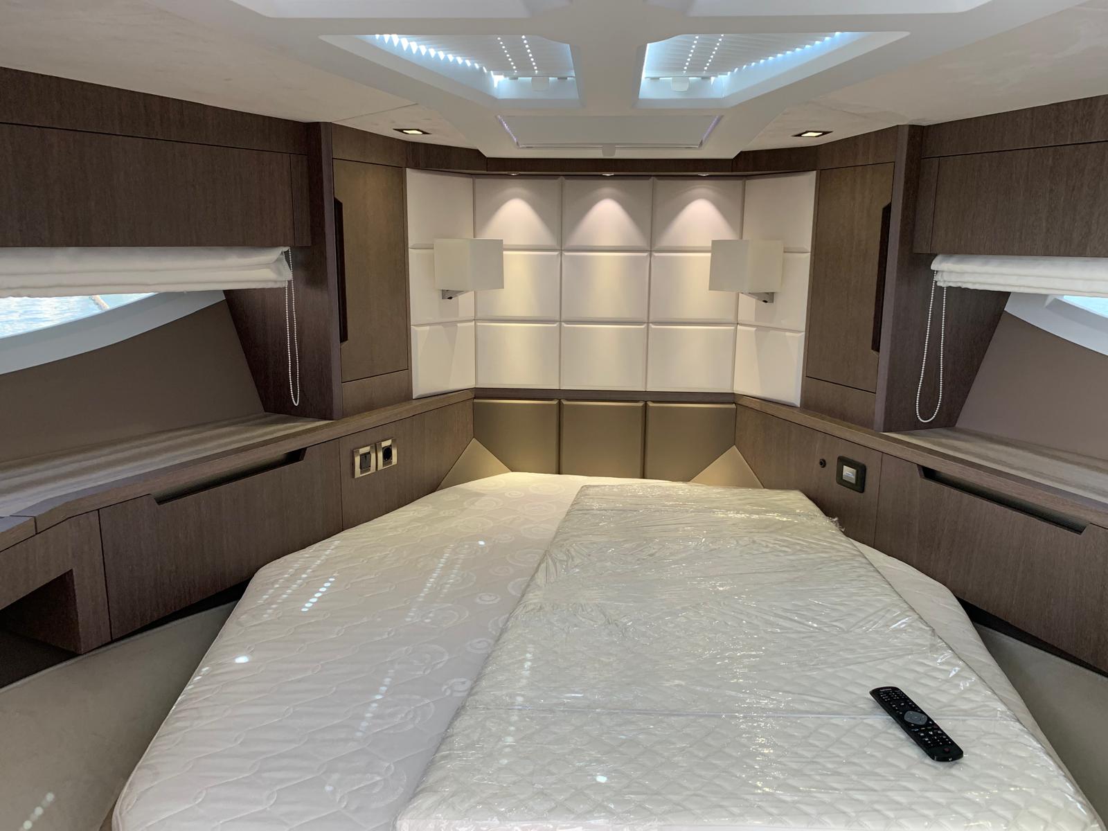 Galeon 500 Fly, 2019 image 17