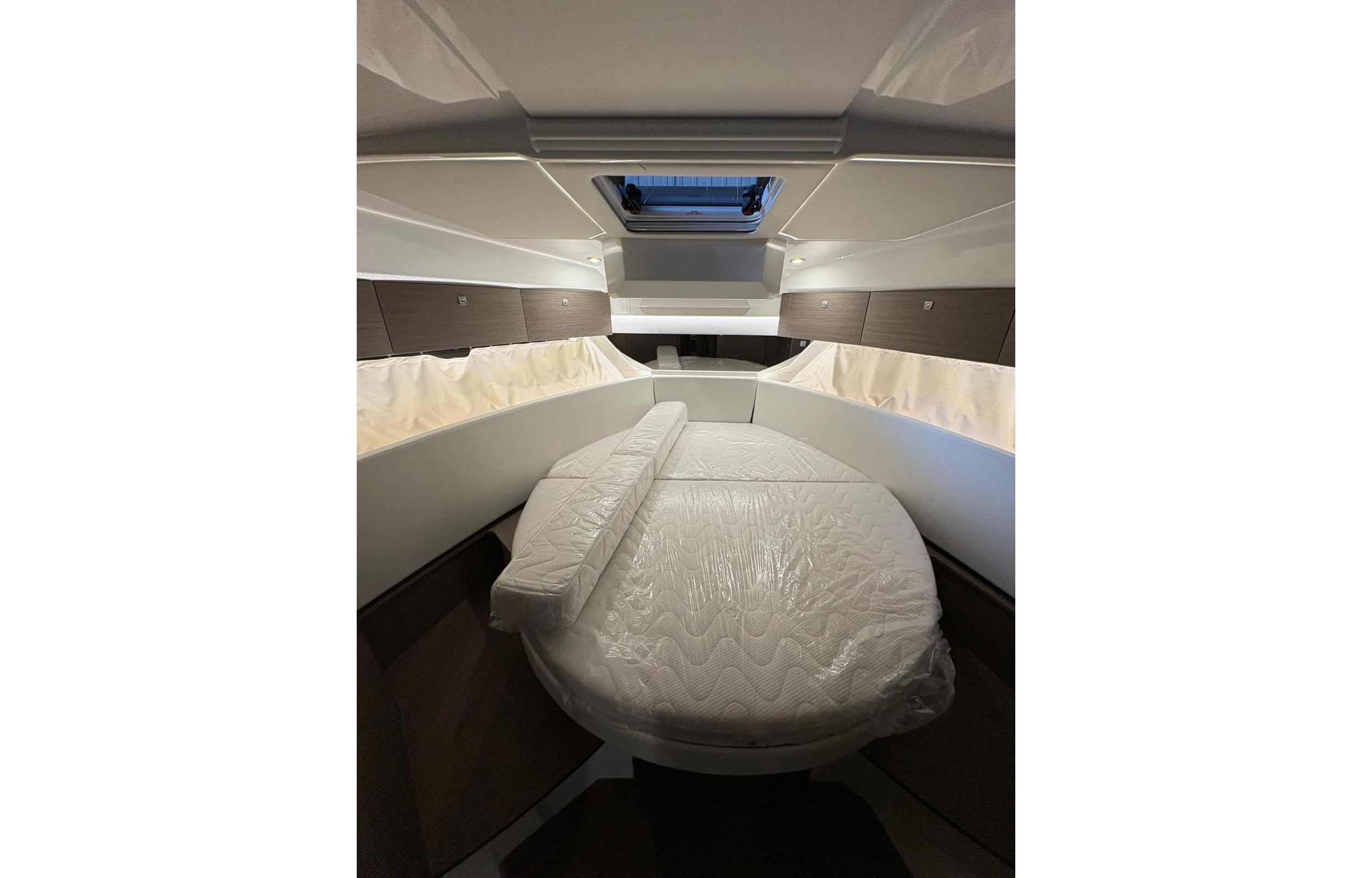 Jeanneau Merry Fisher 1095, 2025 - na sklade image 10